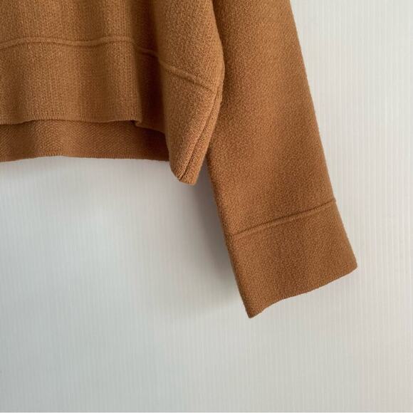 SHACI Blue tan cropped Crewneck sweater size small - Picture 6 of 8